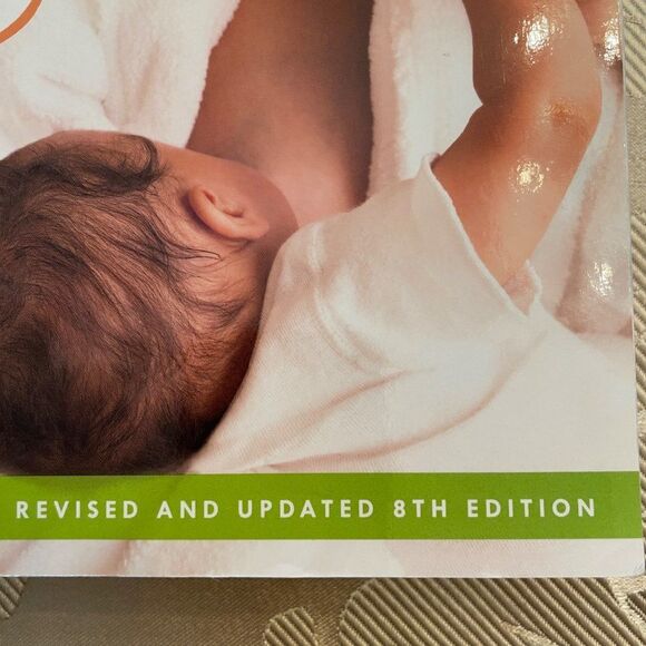 THE Womanly Art of Breastfeeding book by La Leche League International - Picture 5 of 14